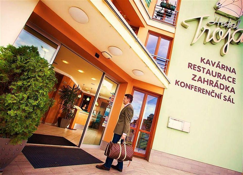 Hotel Troja Прага Экстерьер фото