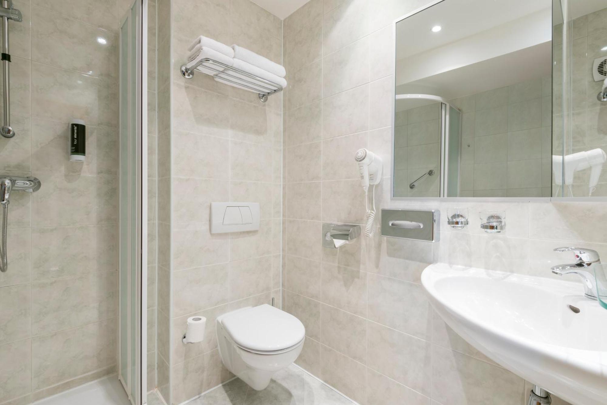 Hotel Troja Прага Экстерьер фото