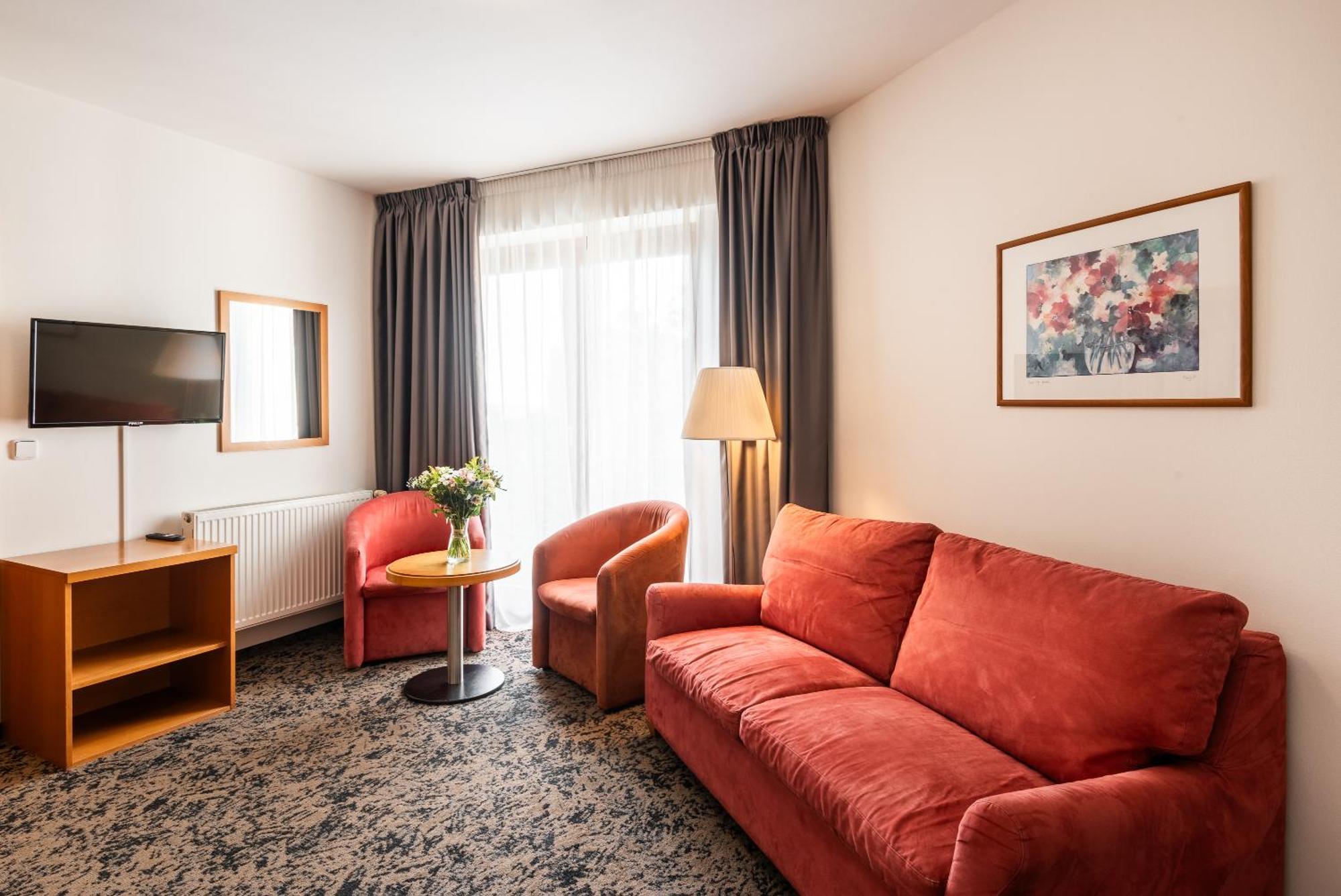 Hotel Troja Прага Экстерьер фото